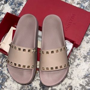 Valentino Rockstud Pool Slides